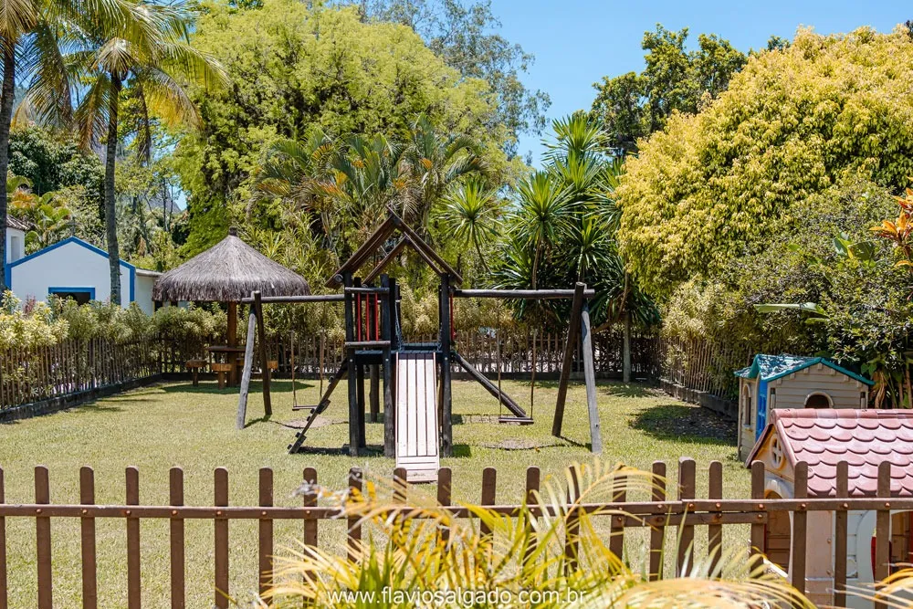 Parquinho Infantil Integrado aos Jardins